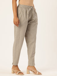 Beige & Grey Zigzag Printed Pencil Pant