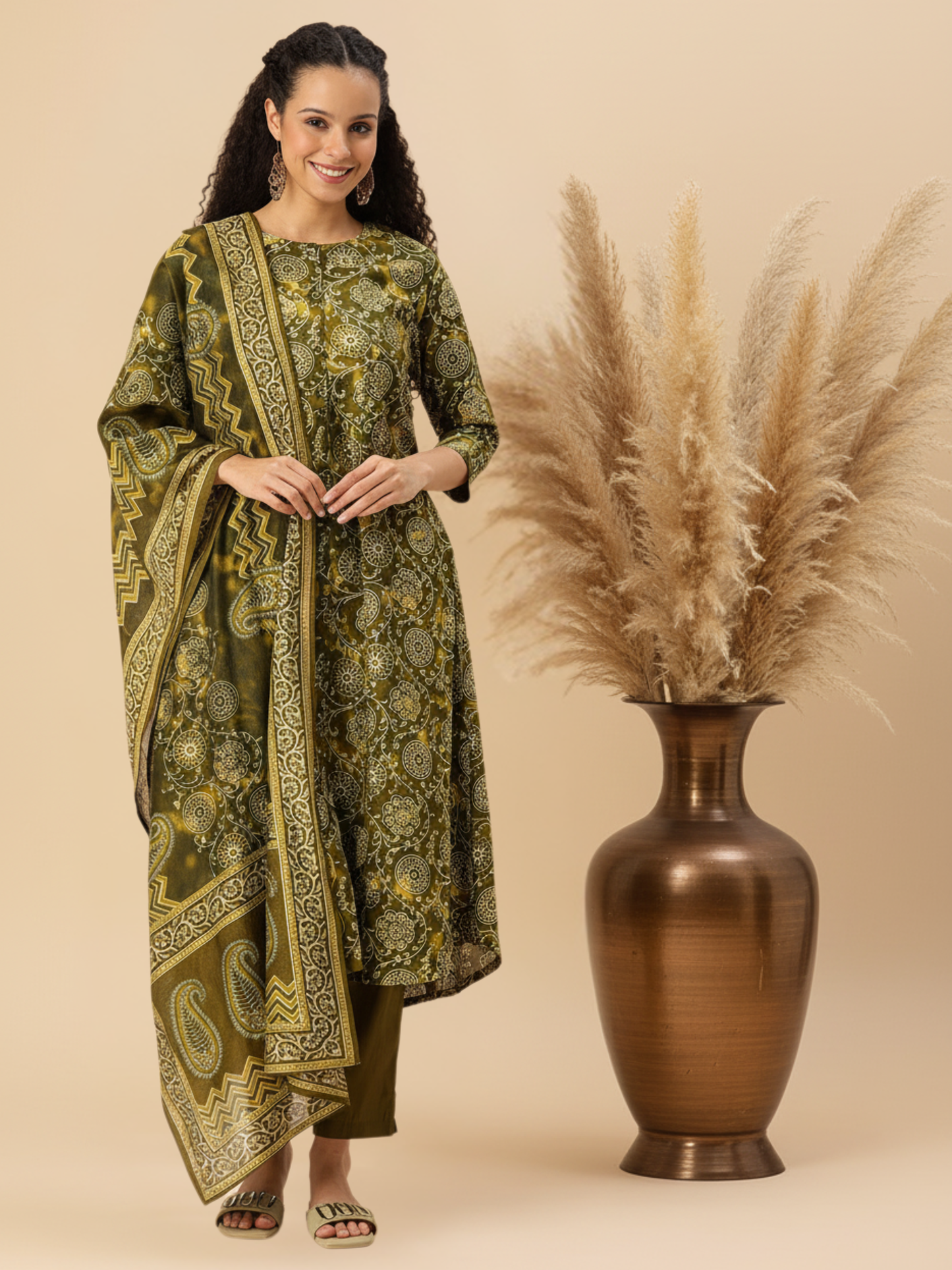 Olive Ethnic Motifs Printed Kurta with Trousers & With Dupatta
