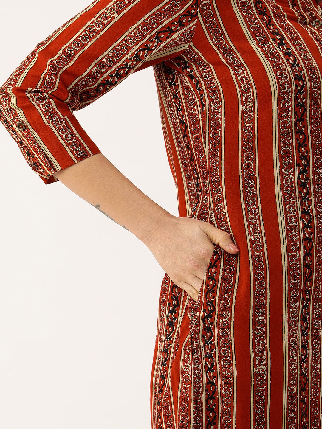 Maroon Ethnic Motifs Printed Mandarin Collar Kurta