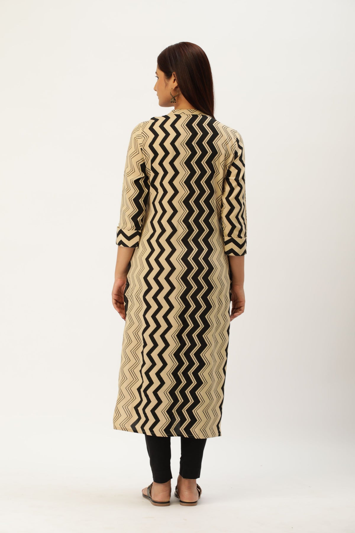 Beige & Black Zig Zag Print Straight Cut Kurta