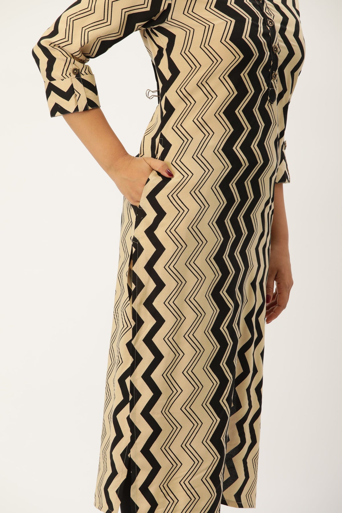 Beige & Black Zig Zag Print Straight Cut Kurta