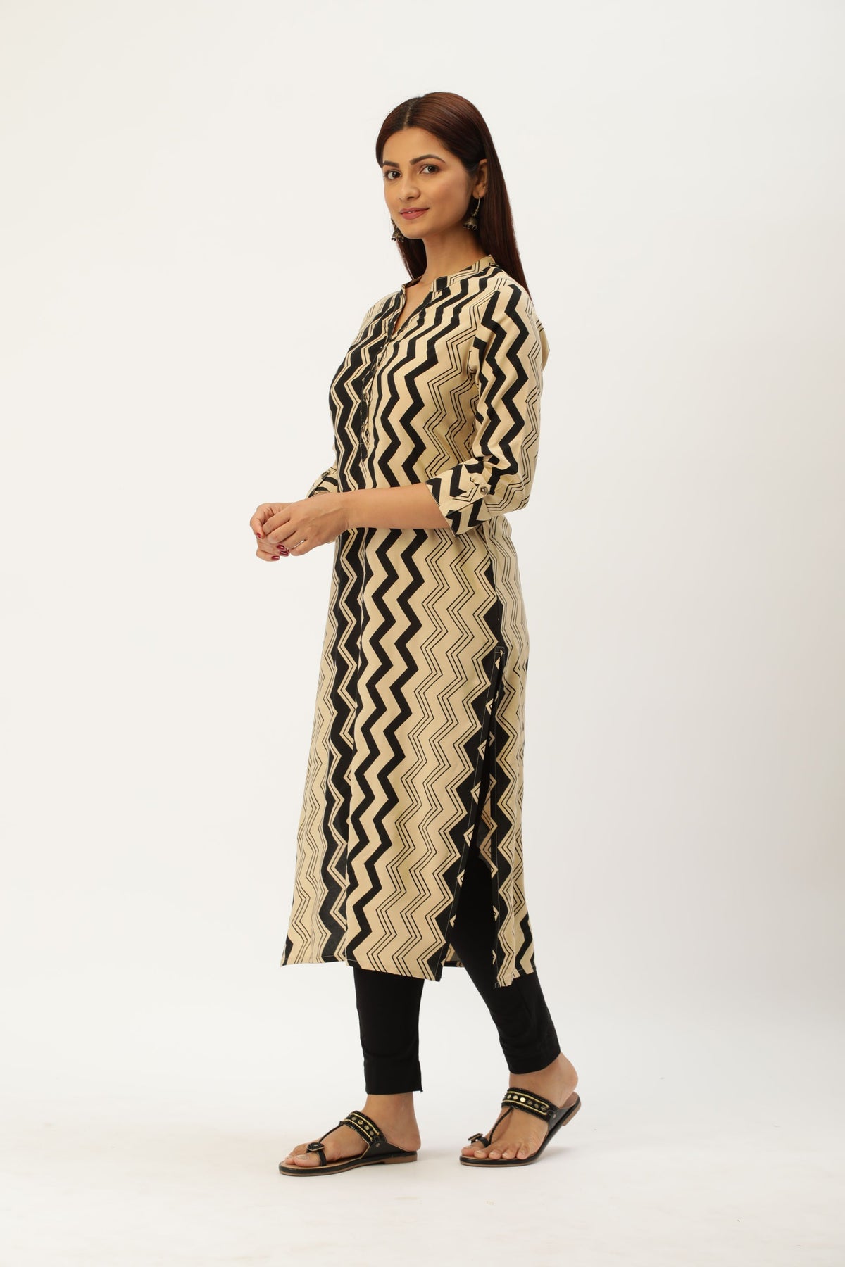 Beige & Black Zig Zag Print Straight Cut Kurta