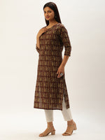Maroon & Beige Paisley Printed Straight  Kurta