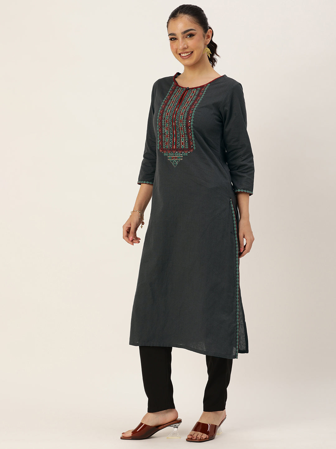 Grey Ethnic Motifs Embroidered Mirror Work Kurta