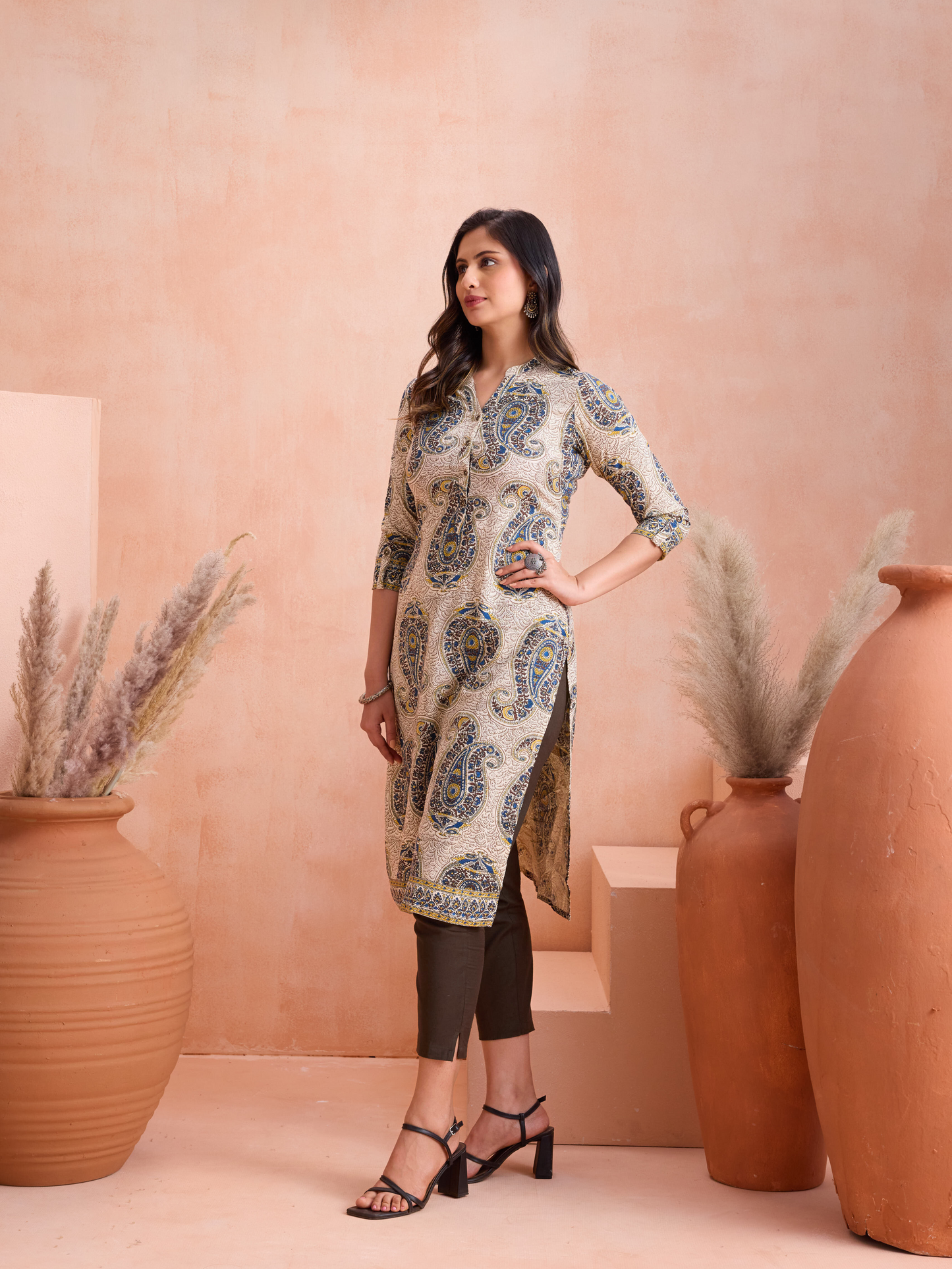 Beige Ethnic motifs Printed Kurta