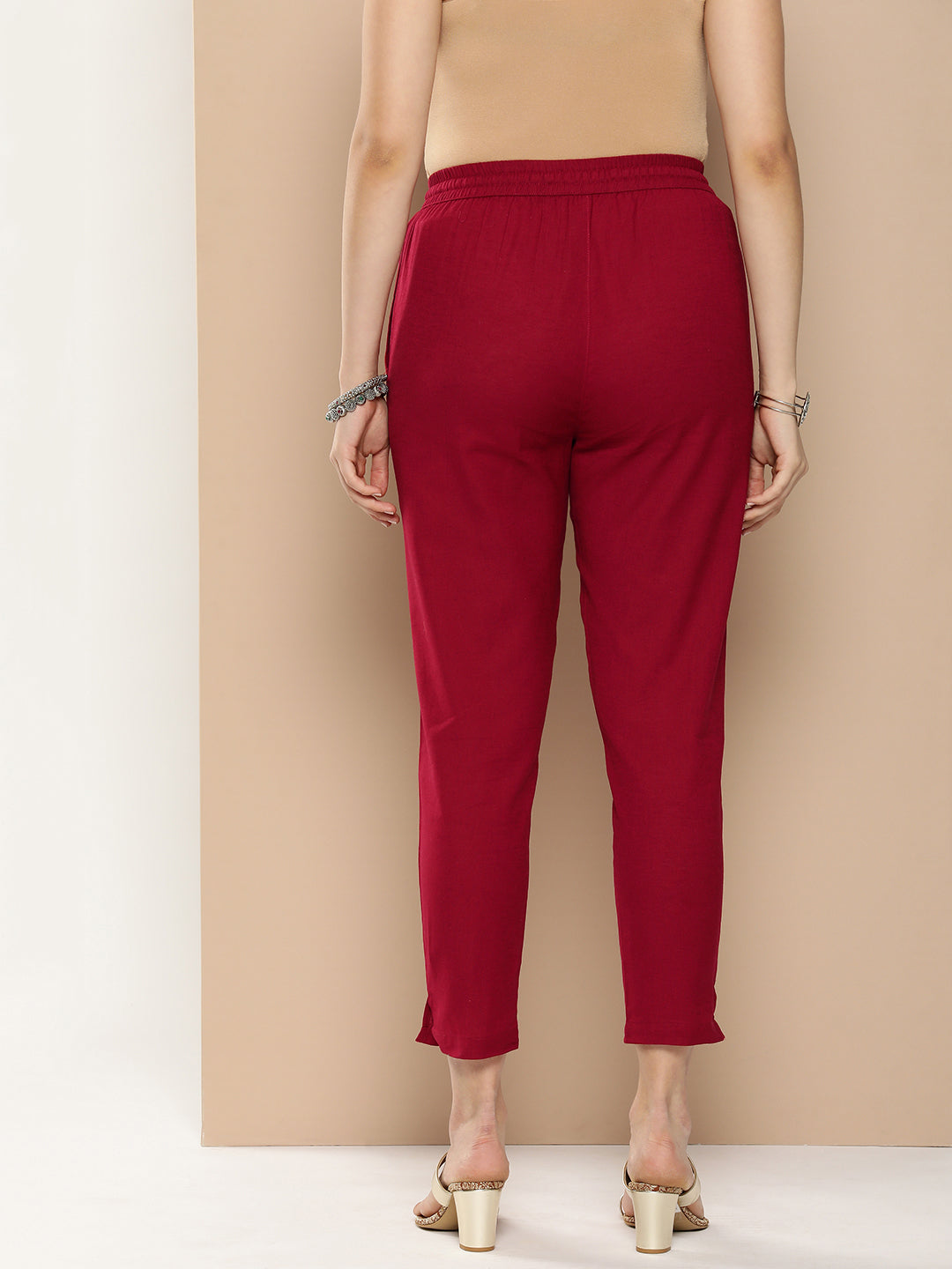 Red Solid Pleated Cigarette Trousers