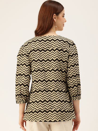 Black Zig-Zag Print Pleated Tunic