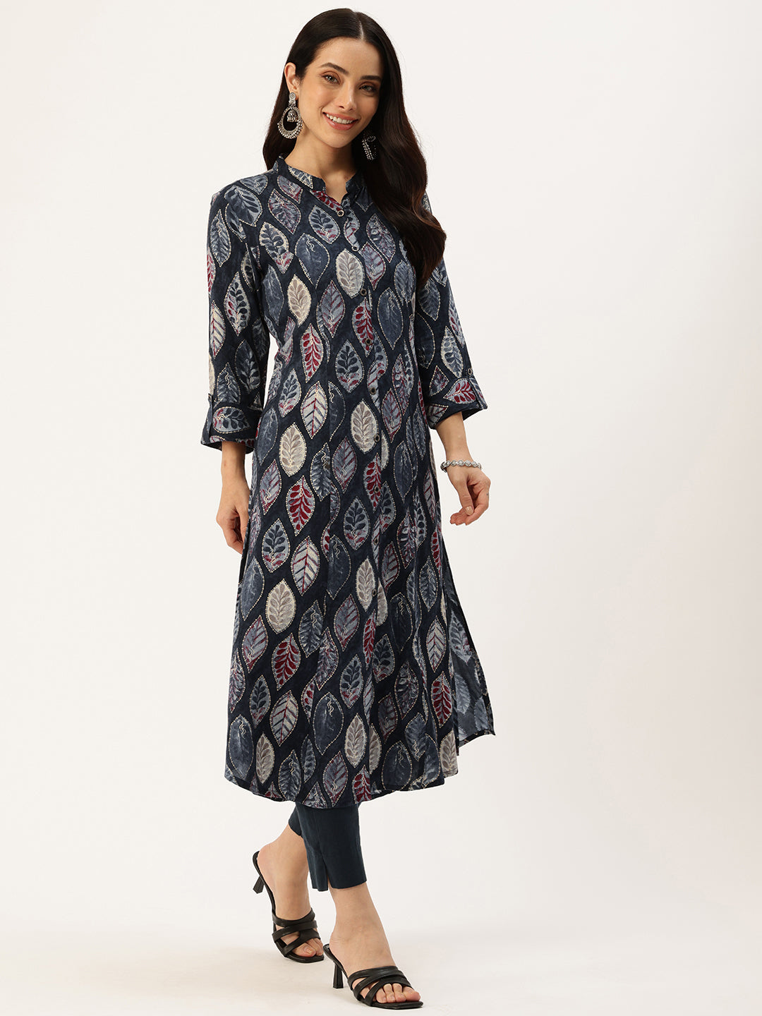 Blue Leaf Printed Mandarin Collar Kurta