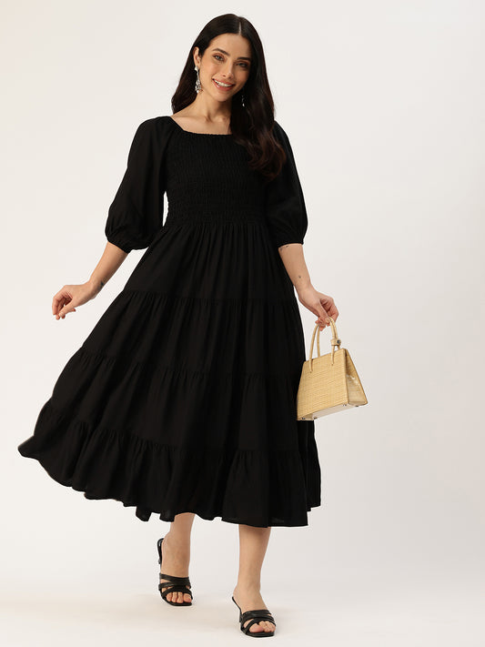 Black Solid Cuffed Sleeves Dress