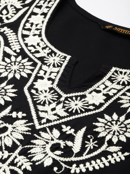 Black Floral Embroidered Thread Work Kurta