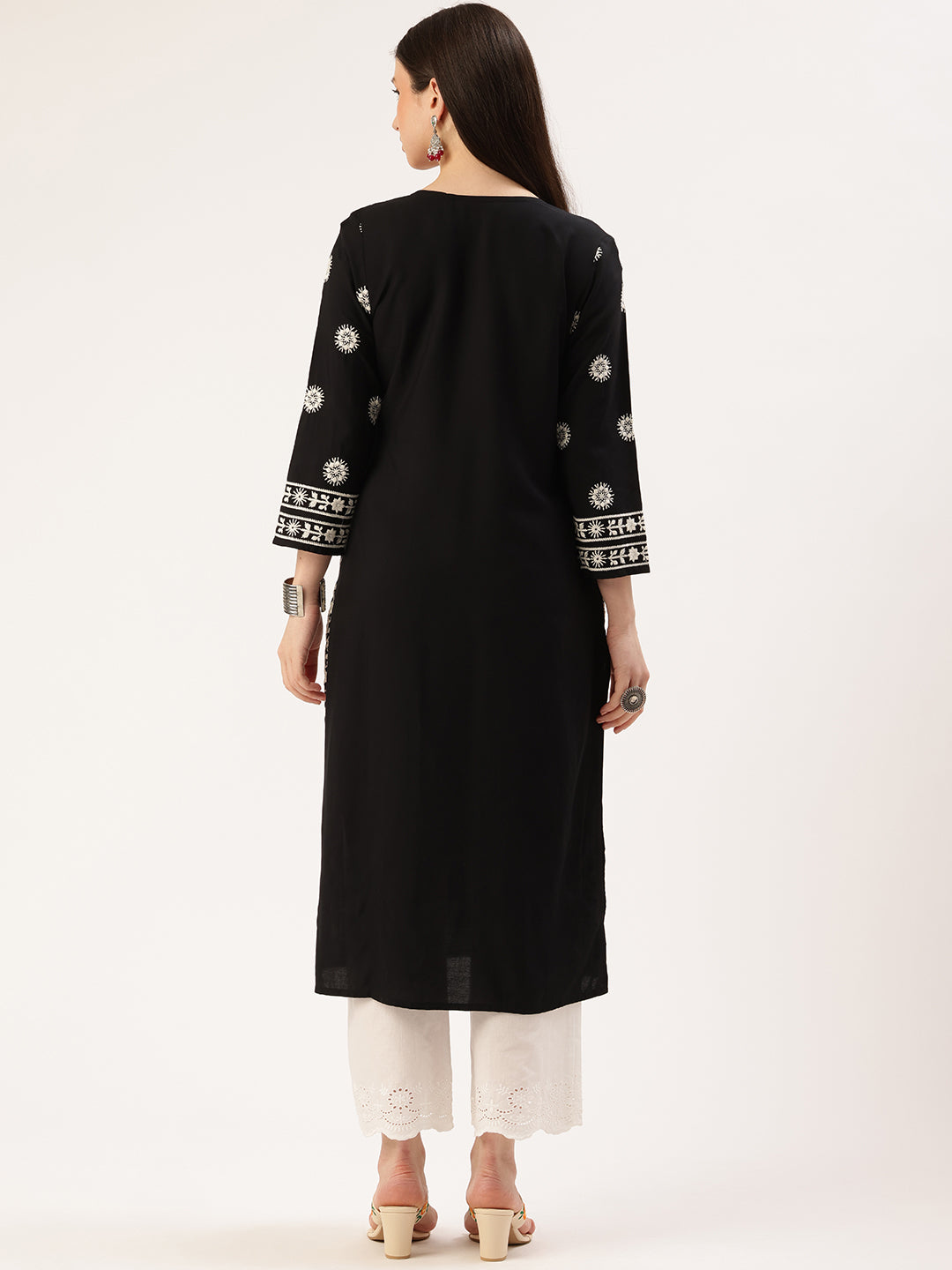 Black Floral Embroidered Thread Work Kurta