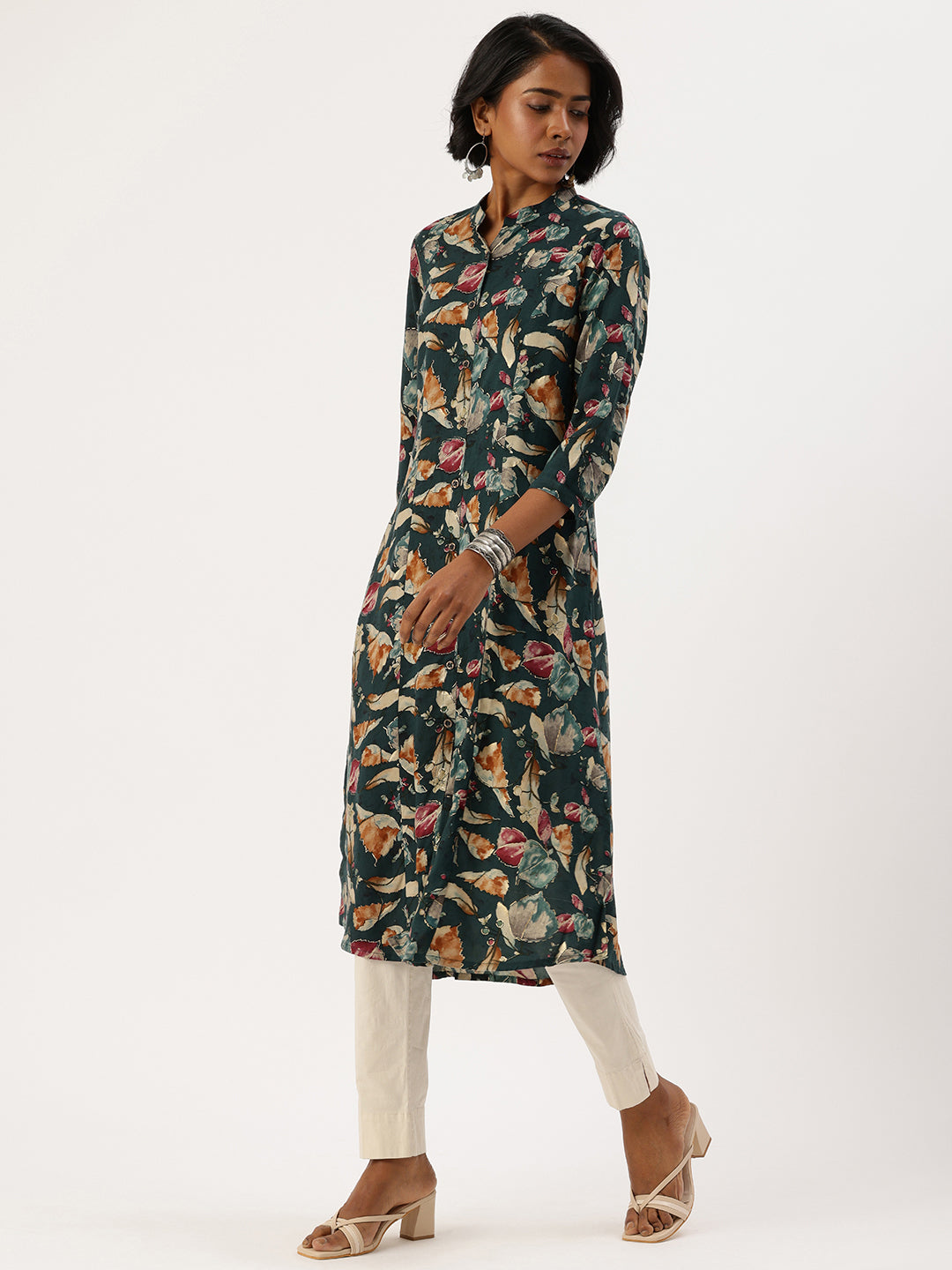 Blue & Multi Floral Printed Kurta, Princess Cur Kurta, A-Line Kurta, Floral Print, Mandarin Collar kurta, printed kurta
