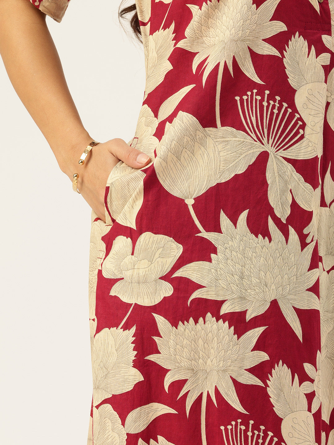 Red Floral Printed Pure Cotton Kurta With Trousers