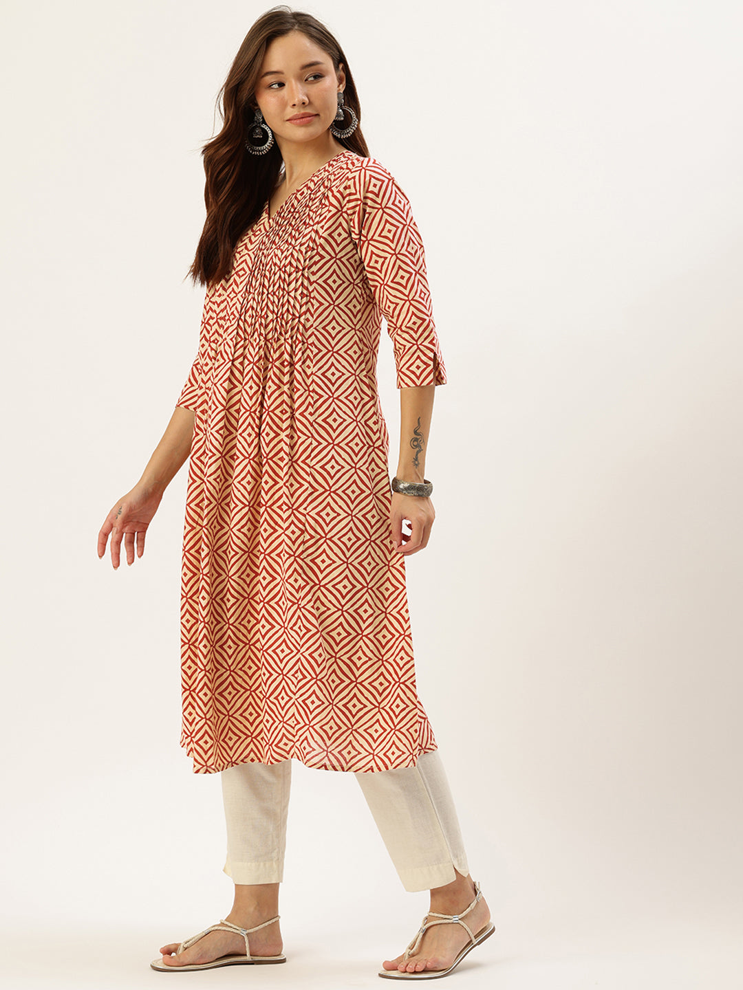 Beige & Red Geometric Printed Kurta