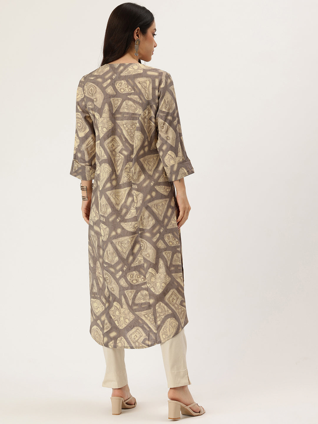 Beige Geometric Printed Kurta, Princess Cur Kurta, A-Line Kurta, Geometric  Print, printed kurta, V-neck kurta