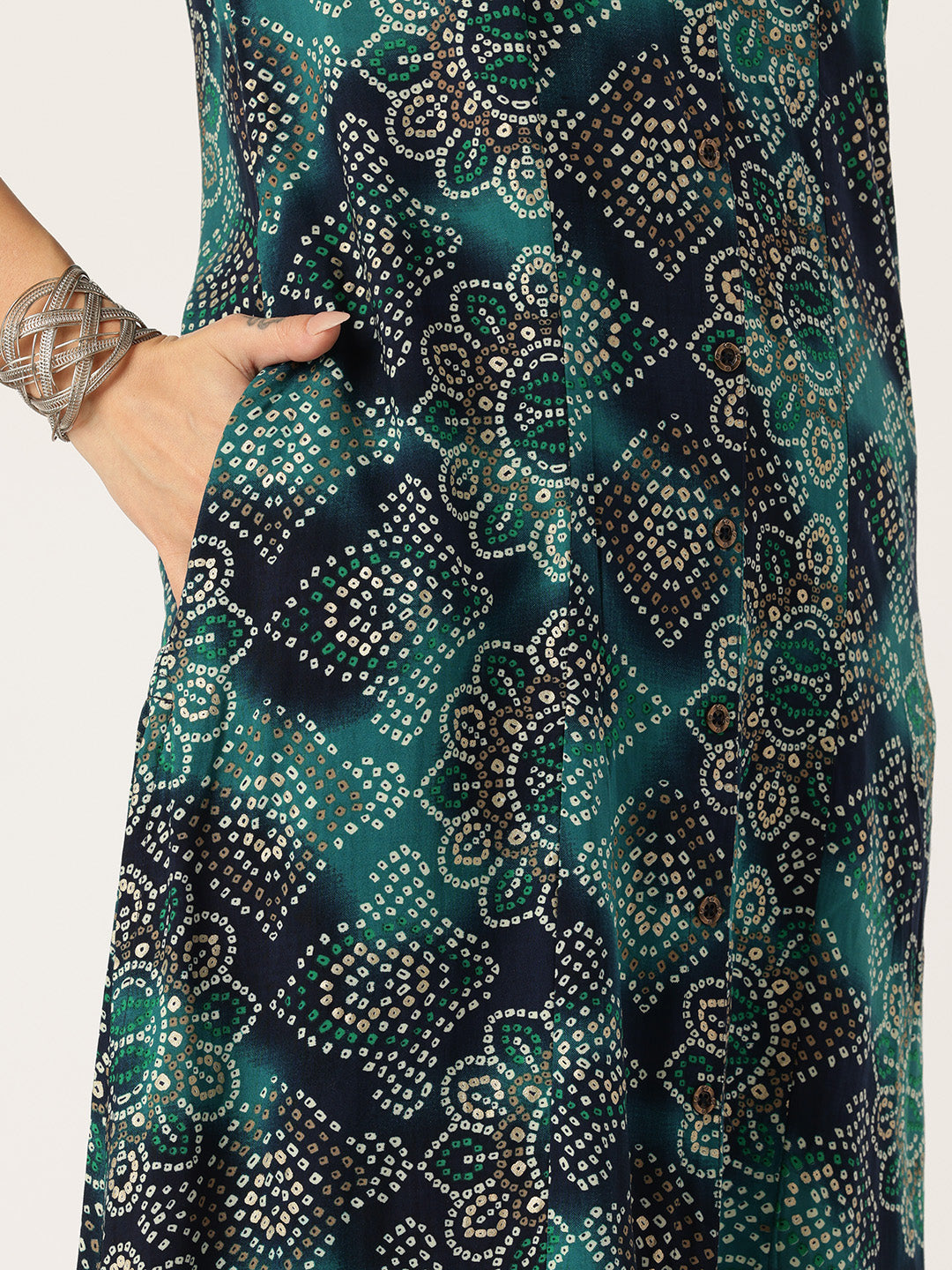 Blue Bhandhani  Printed Kurta, Princess Cur Kurta, A-Line Kurta, Bhandhani   Print, Vneck Kurta, printed kurta