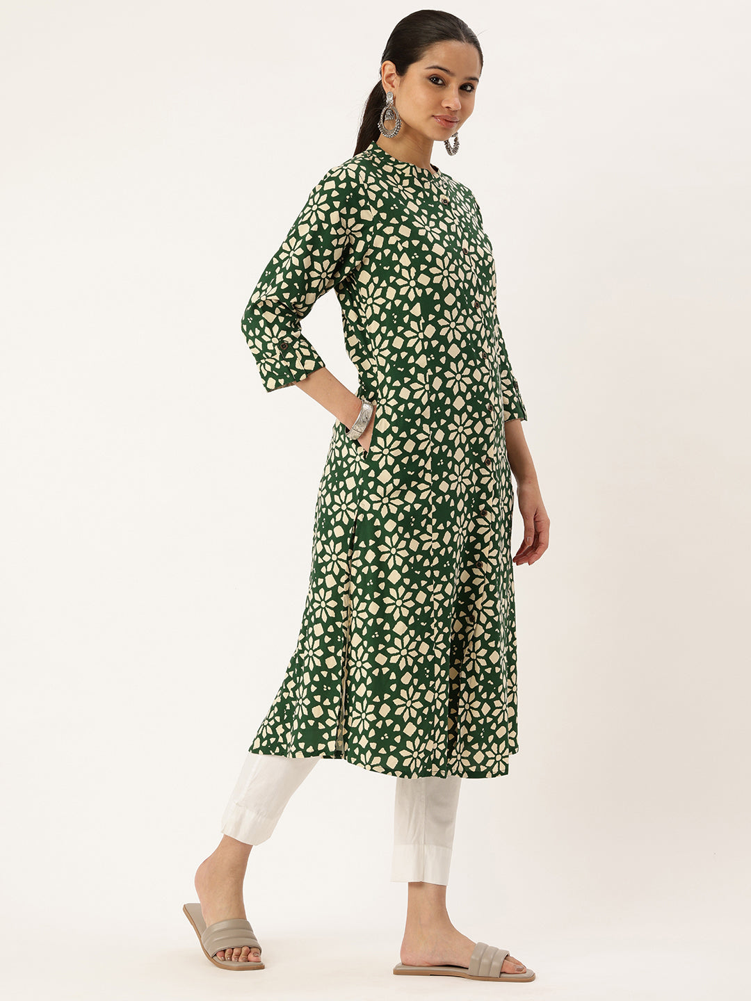 Green Floral Printed Kurta, Princess Cur Kurta, A-Line Kurta, Floral Print, Mandarin Collar kurta, printed kurta
