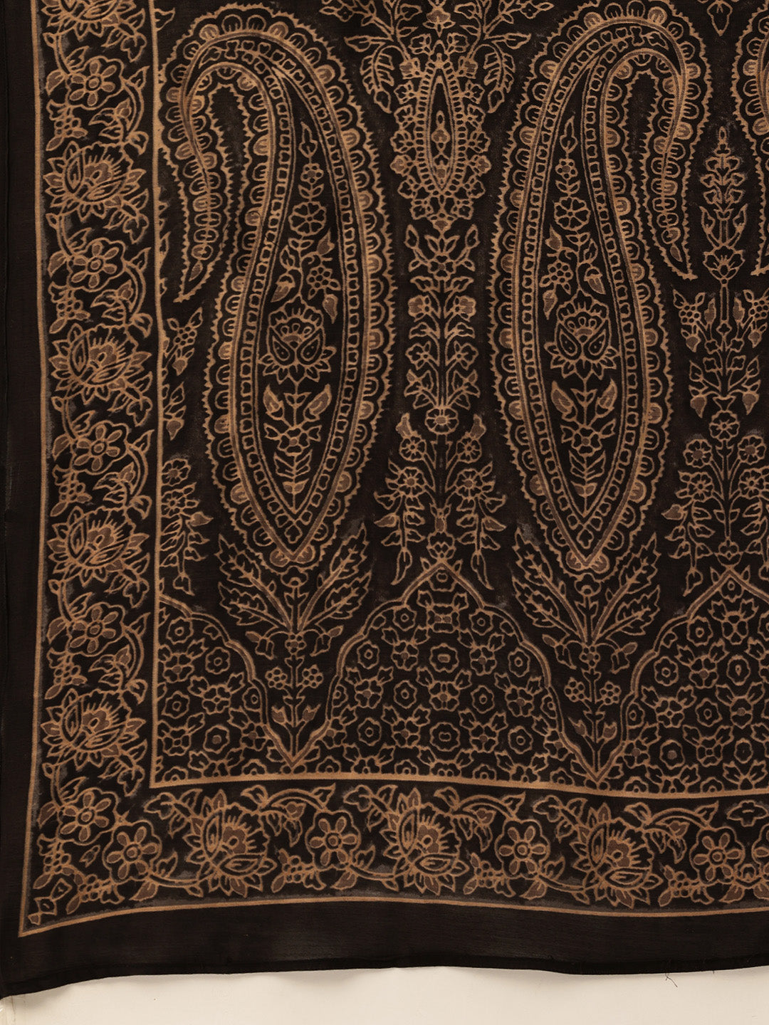 Black Ethnic Motifs Printed Regular Kurta with Trousers & With Dupatta
