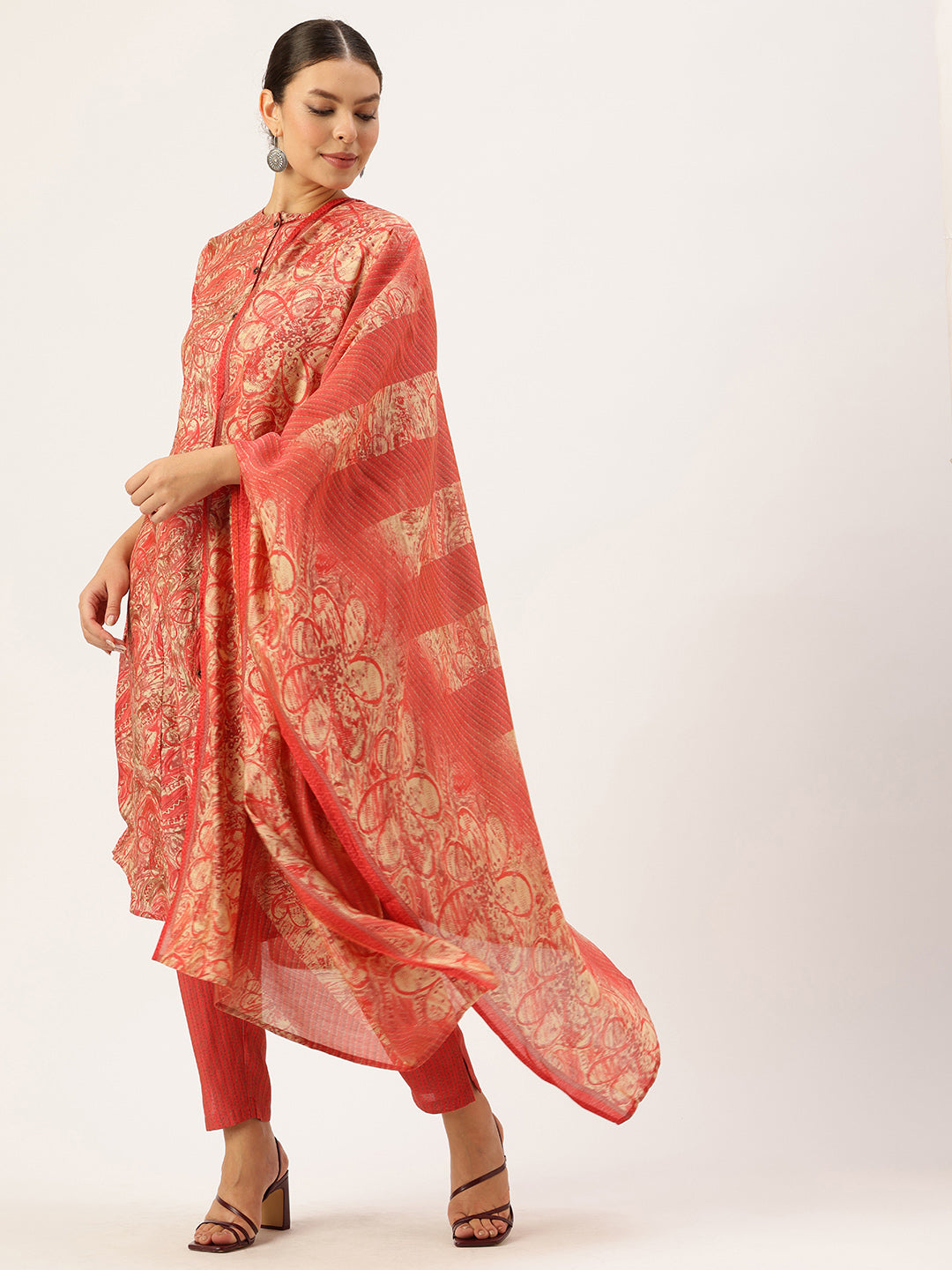 Pink Floral Printed Kurta with Trousers & With Dupatta, Kurta Dupatta Set, Pink Color Printed Kurta Dupatta Set, Pink Kurta Set, Festive Kurta Set, Traditional Wear