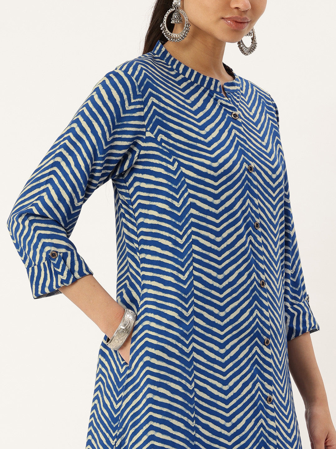 Blue Chevron Printed Mandarin Collar A-Line Kurta