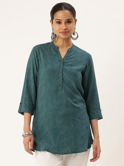 Green Geometric Printed Mandarin Collar Tunic, Short Kurta, Short Top