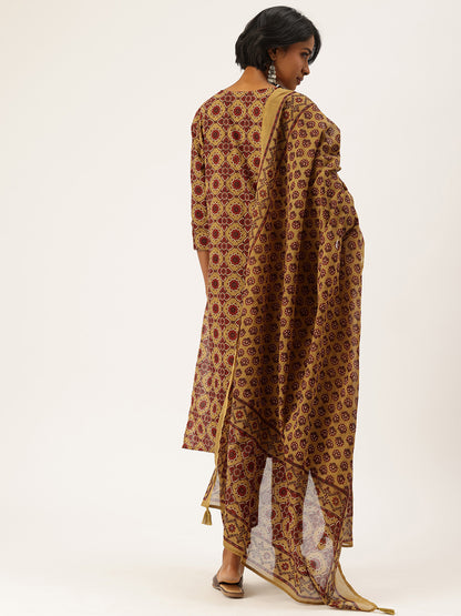 Mustard Ethnic Motifs Printed Pure Cotton Kurta with Trousers & Dupatta, green kurta set, Kurta with Trousers & Dupatta, printed kurta set, green dress, Kurta Set, Printed kurta set, Three piece set