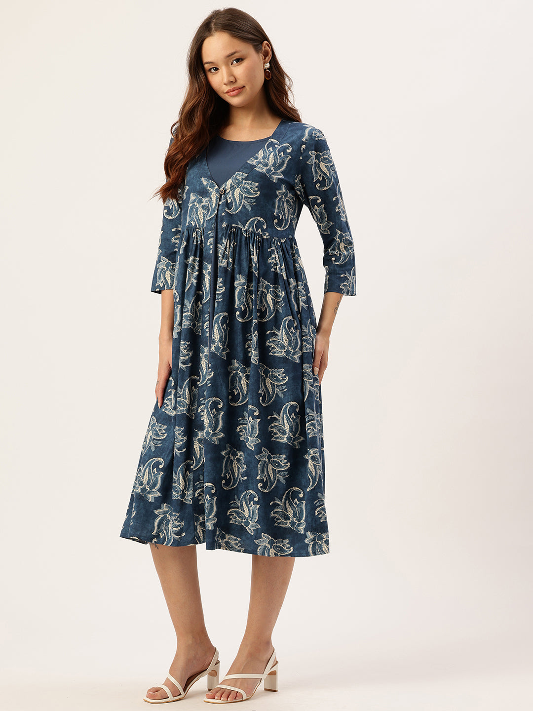 Blue Round Neck A-Line Maxi Dress With Shrug