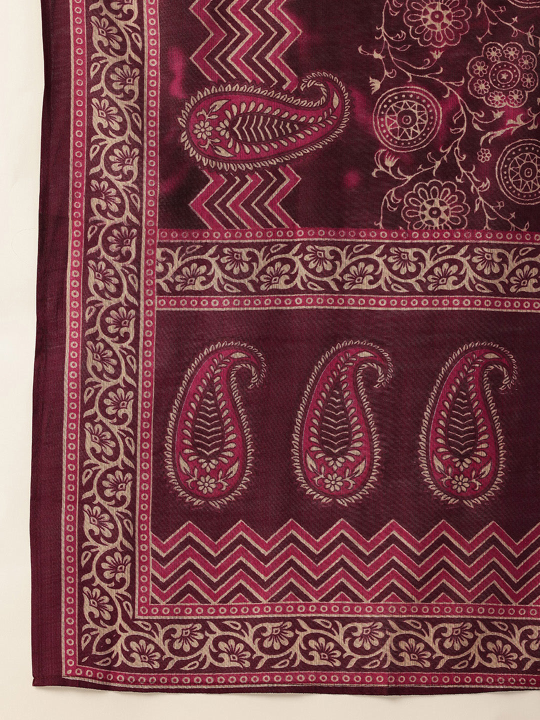 Maroon Ethnic Motifs Printed Kurta with Trousers & With Dupatta, Maroon kurta set, Ethnic kurta set, Printed kurta, Kurta with trousers, Kurta with dupatta, Womens ethnic wear, Indian wear, Festive wear, Traditional wear, Ethnic motifs