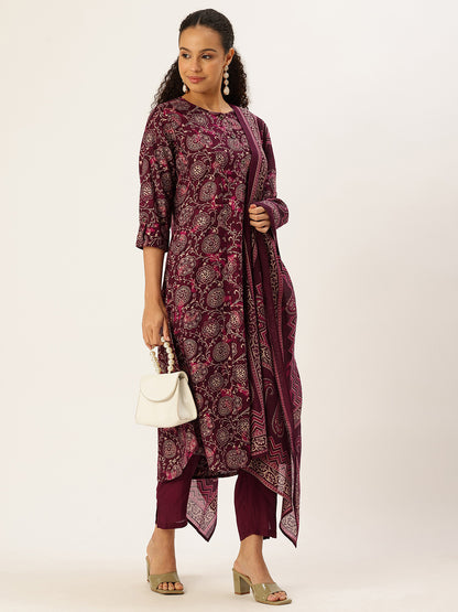 Maroon Ethnic Motifs Printed Kurta with Trousers & With Dupatta, Maroon kurta set, Ethnic kurta set, Printed kurta, Kurta with trousers, Kurta with dupatta, Womens ethnic wear, Indian wear, Festive wear, Traditional wear, Ethnic motifs