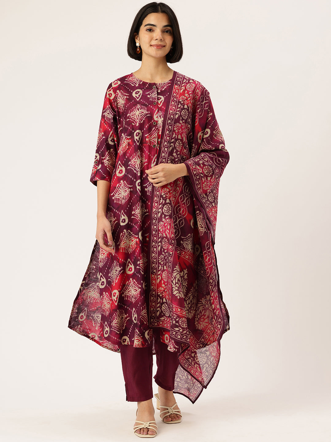 Maroon Floral Printed Roll-Up Sleeves A-Line Kurta & Trousers With Dupatta, Maroon kurta set, floral printed kurta set, A-line kurta set, kurta trouser dupatta set, women ethnic wear, Indian ethnic wear, printed kurta set, roll-up sleeves kurta set, maroon floral kurta set, festive wear for women kurta set