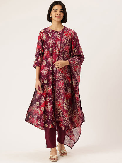 Maroon Floral Printed Roll-Up Sleeves A-Line Kurta & Trousers With Dupatta, Maroon kurta set, floral printed kurta set, A-line kurta set, kurta trouser dupatta set, women ethnic wear, Indian ethnic wear, printed kurta set, roll-up sleeves kurta set, maroon floral kurta set, festive wear for women kurta set