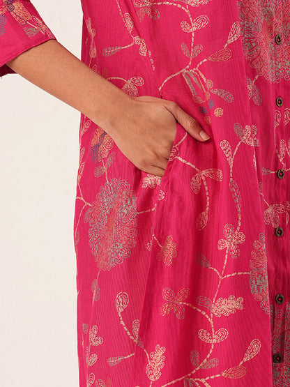 Pink Floral Printed Kurta with Trousers & With Dupatta, pink kurta set, floral printed kurta, kurta with trousers, kurta with dupatta, Womens ethnic wear, Indian ethnic wear, floral kurta set, pink ethnic wear, kurta pant set, 3 piece kurta set