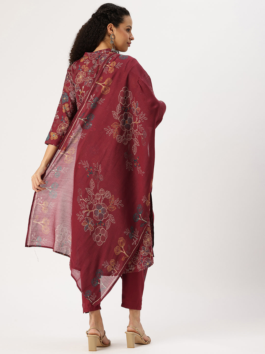 Maroon Floral Printed Kurta with Trousers & With Dupatta, Floral Printed Kurta Set, Ethnic Wear Kurta Set, Dupatta Set, Festive Wear Kurti Set