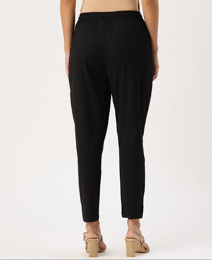 Black Solid Pencil Pant