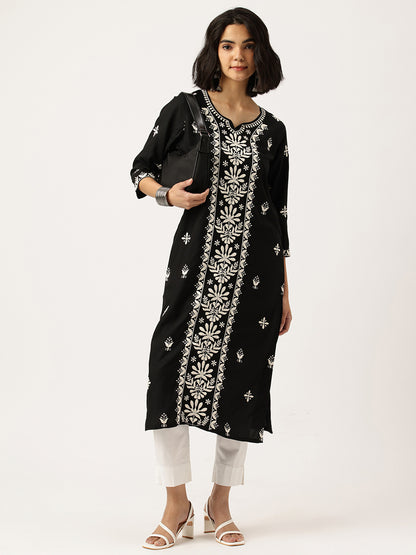 Black Floral Embroidered Kurta