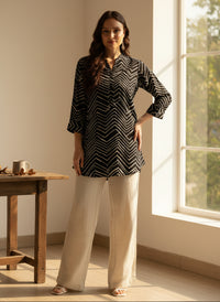 Black Zig-Zag Printed Mandarin Collar Tunic, Mandarin Collar Tunic, Printed Tunic, Short Kurti, Short top, Zig-Zag Printed Tunic