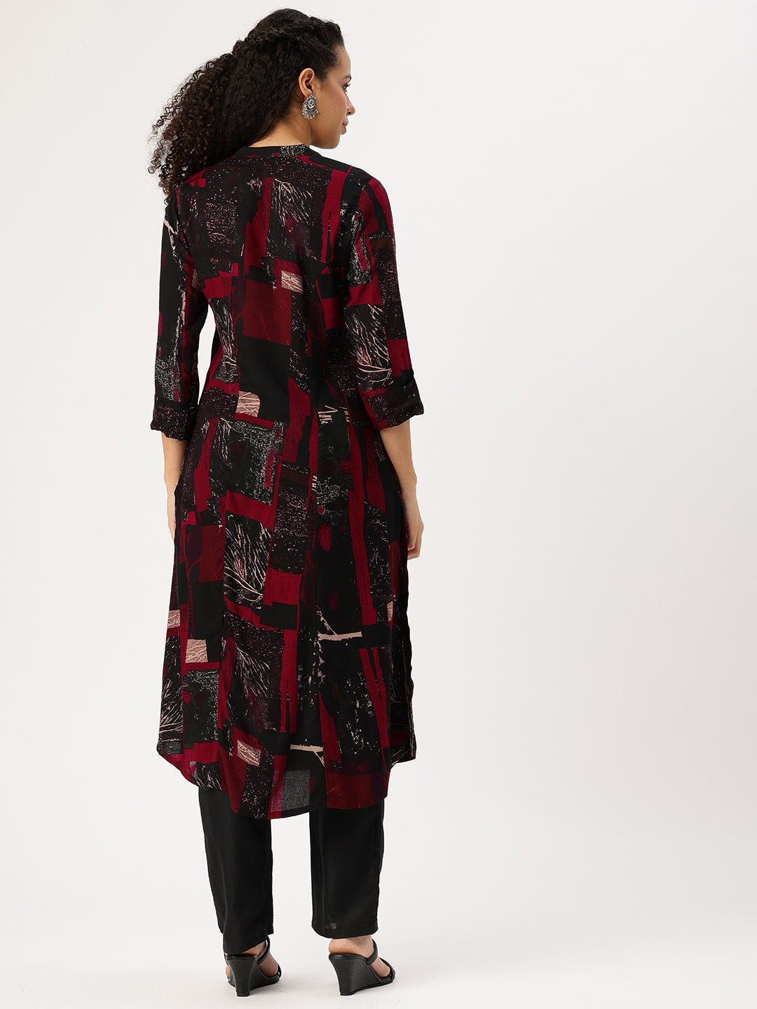 Woman wearing a patterned kurta with black pants on a white background, Red Geometric Printed Kurta, Office Wear Kurta, Black Printed kurta, Printed Kurta