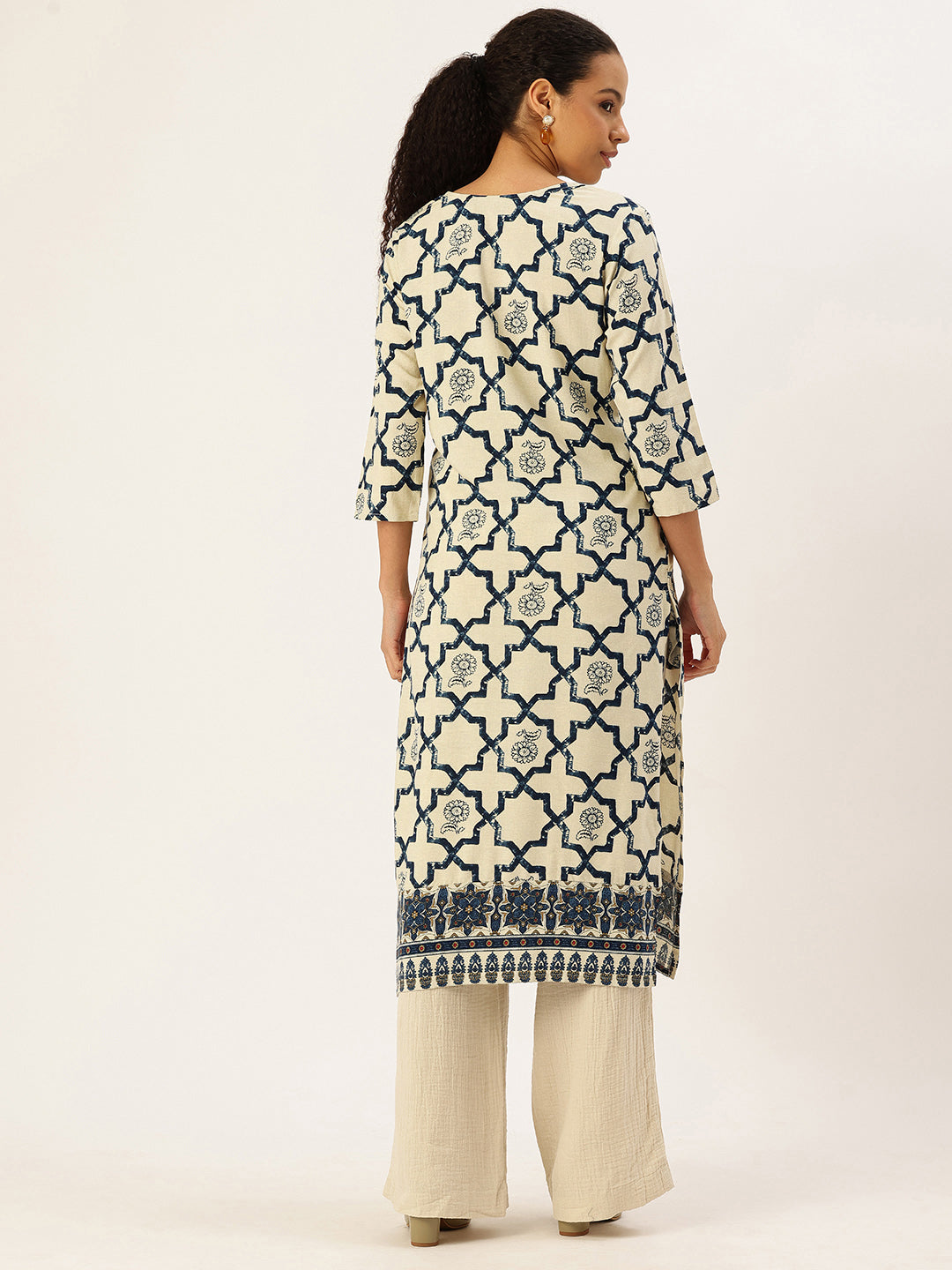 Blue Printed Straight Kurta, blue kurta, printed kurta, straight kurta, Womens ethnic wear, Indian ethnic wear, casual kurta, daily wear kurta, office wear kurta, stylish kurta