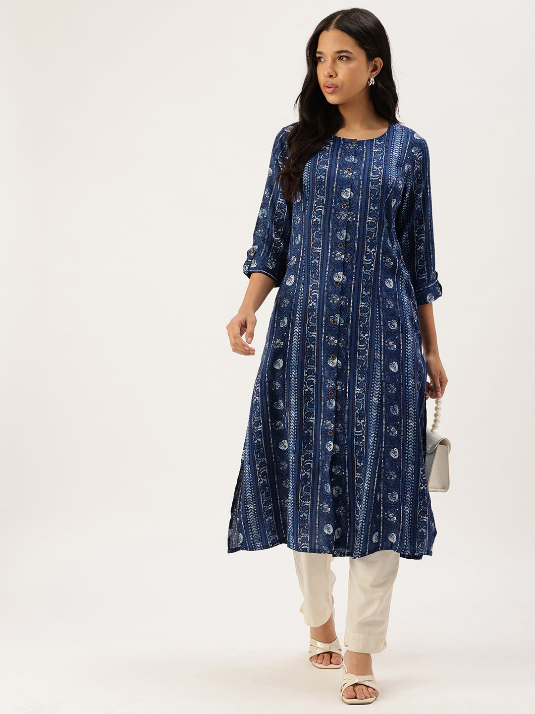 Indigo Ethnic Motifs Printed Roll-Up Sleeves Kurta