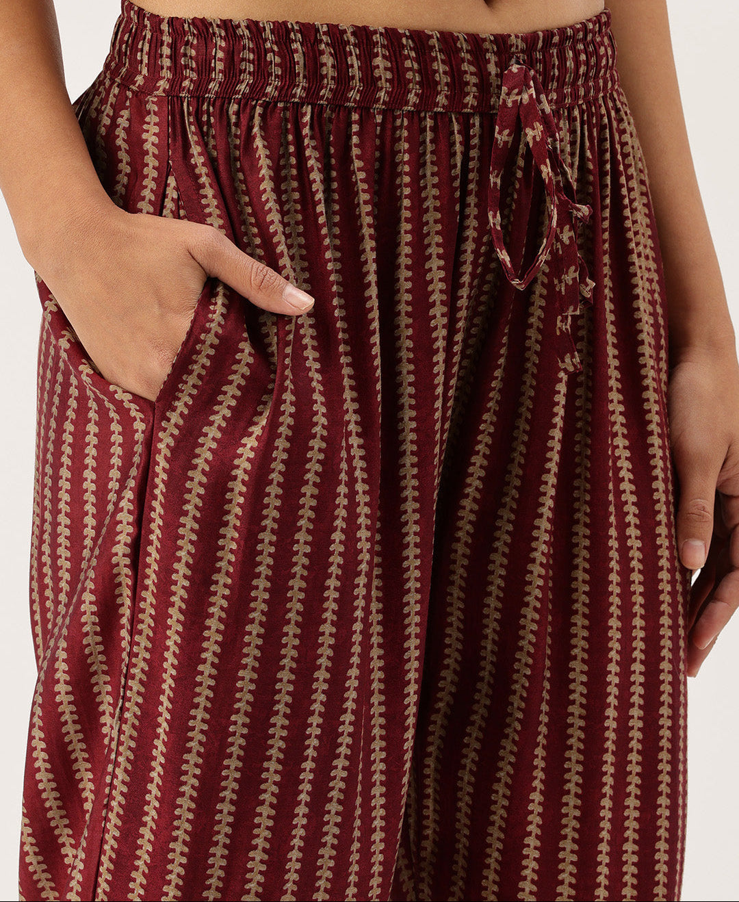 Maroon Geometric Printed Kurta & Trousers With Dupatta