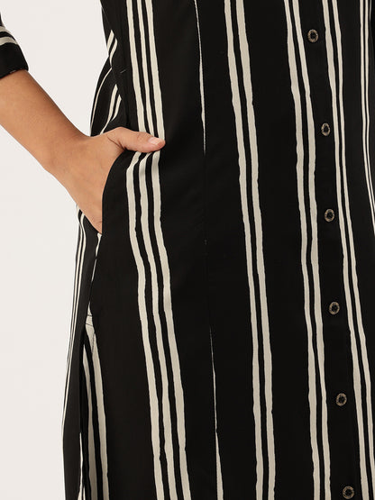 Striped Mandarin Collar Kurta ,Striped Kurta, Striped Mandarin Collar Kurta, Mandarin Collar Kurta, Striped Ethnic Kurta, Womens Kurta, Ethnic Wear, Indo Western Kurta, Casual Kurta, Office Wear Kurta, Festive Kurta, Long Kurta