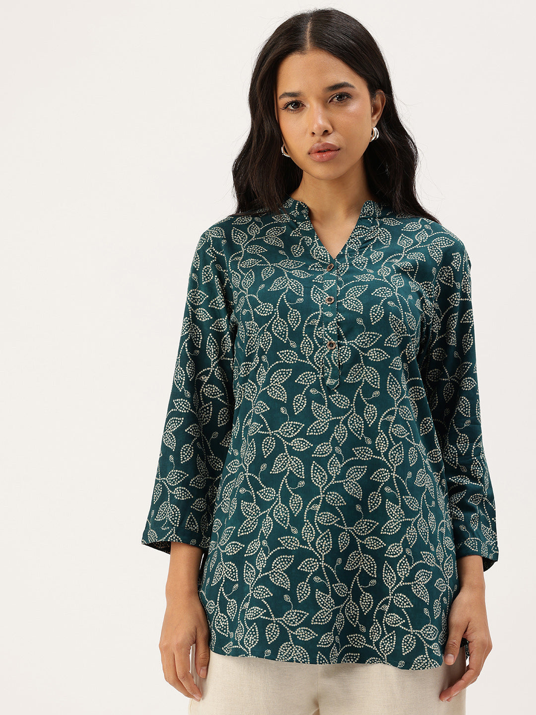 Floral Printed Mandarin Collar Tunic, Floral Tunic, Floral Printed Tunic, Mandarin Collar Tunic, Floral Ethnic Tunic, Womens Tunic, Ethnic Top, Printed Top, Indo Western Top, Fusion Wear, Casual Wear, Festive Wear, Office Wear, Womens Floral Top, New Arrival