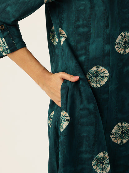 Blue Geometric Dyed V-Neck Straight Kurta