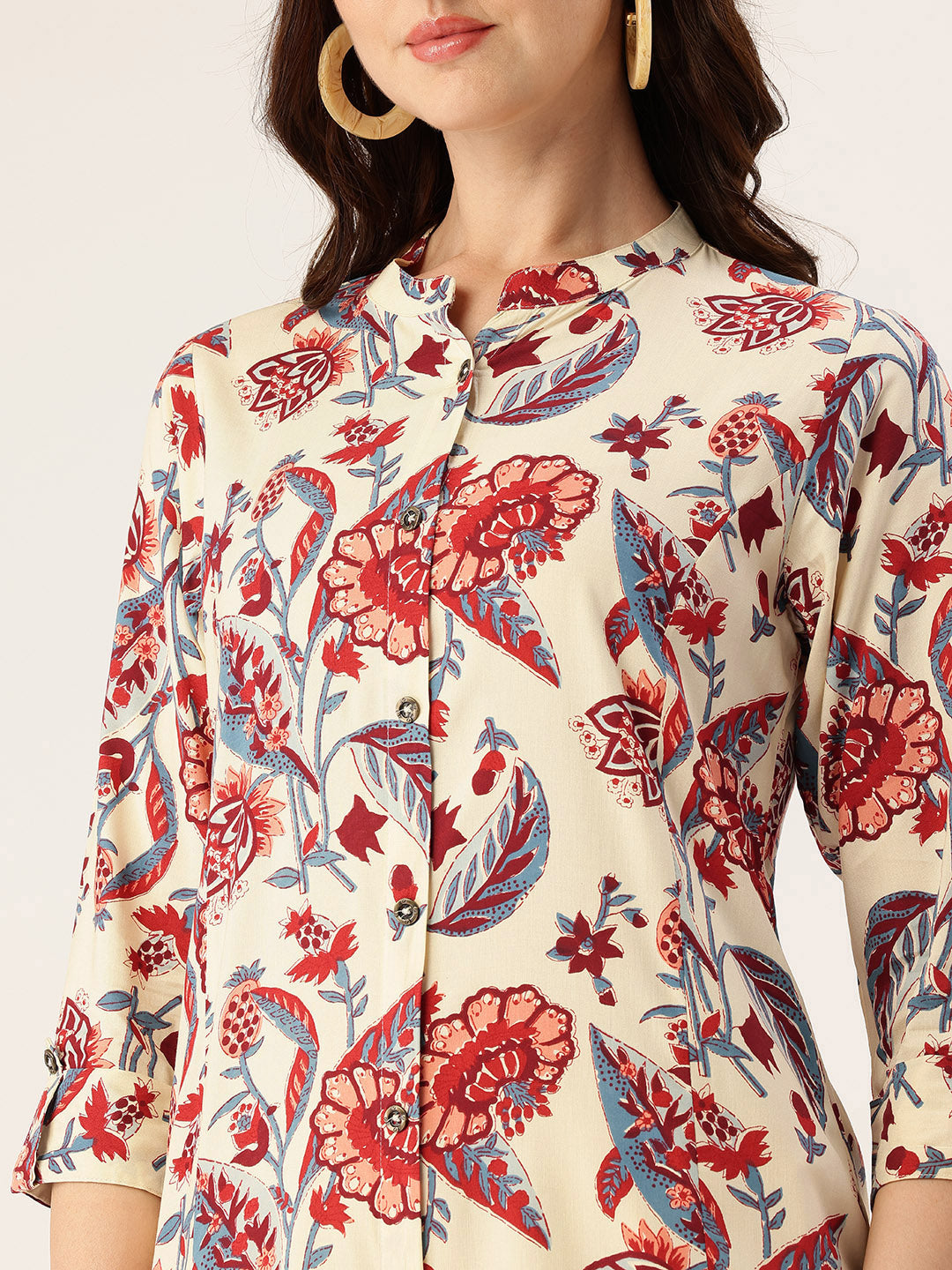White Floral Printed Kurta, Floral Print, Collar Neck 