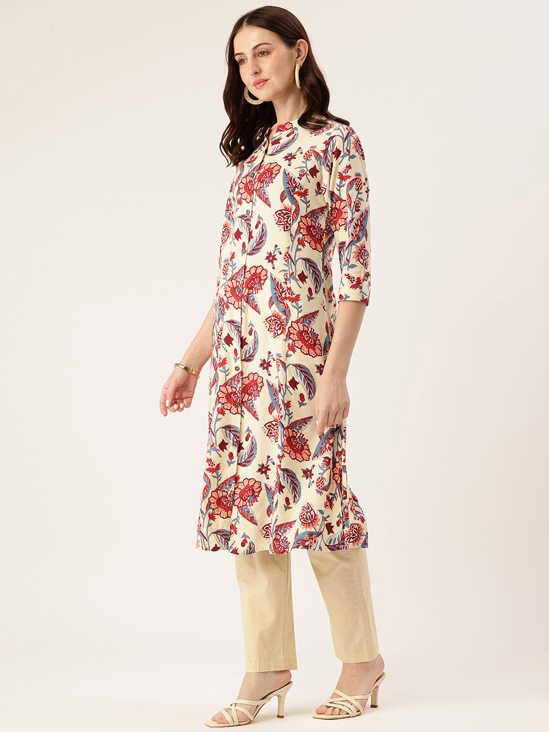 White Floral Printed Kurta, Floral Print, Collar Neck 