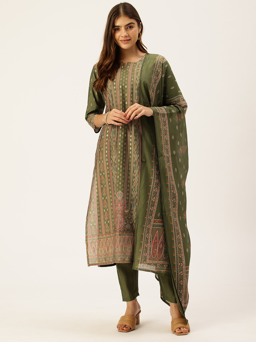 Green Ethnic Motifs Printed Kurta with Trousers With Dupatta
