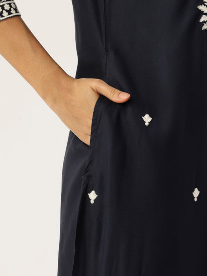 Navy Floral Embroidered Straight Kurta