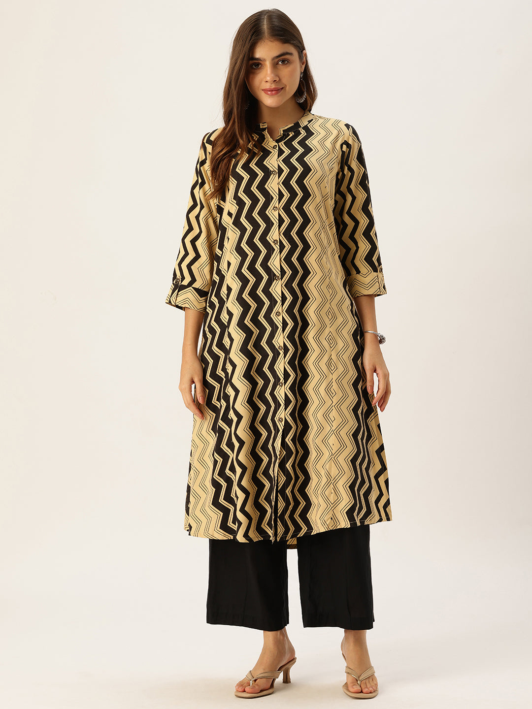 Black & Beige Zig-Zag Printed A-Line Kurta