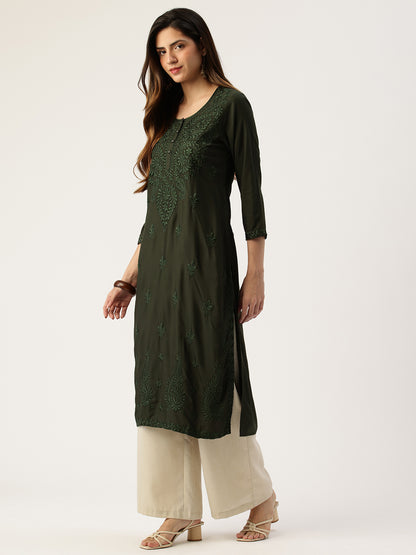 Green Floral Embroidered Straight Kurta