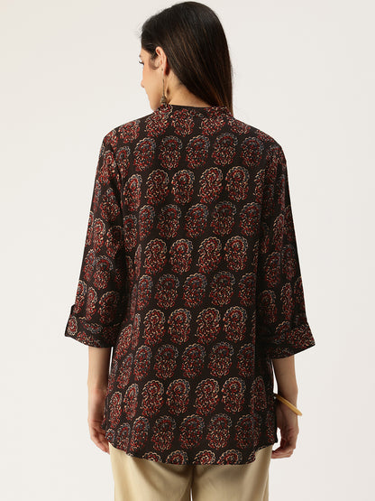 Black & Red Butti Printed Mandarin Collar Tunic